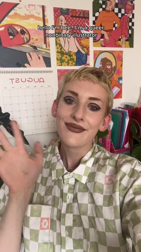 Post 9 by ✶ BEE ✶ ARTIST & CREATIVE ✶ on TikTok (video)