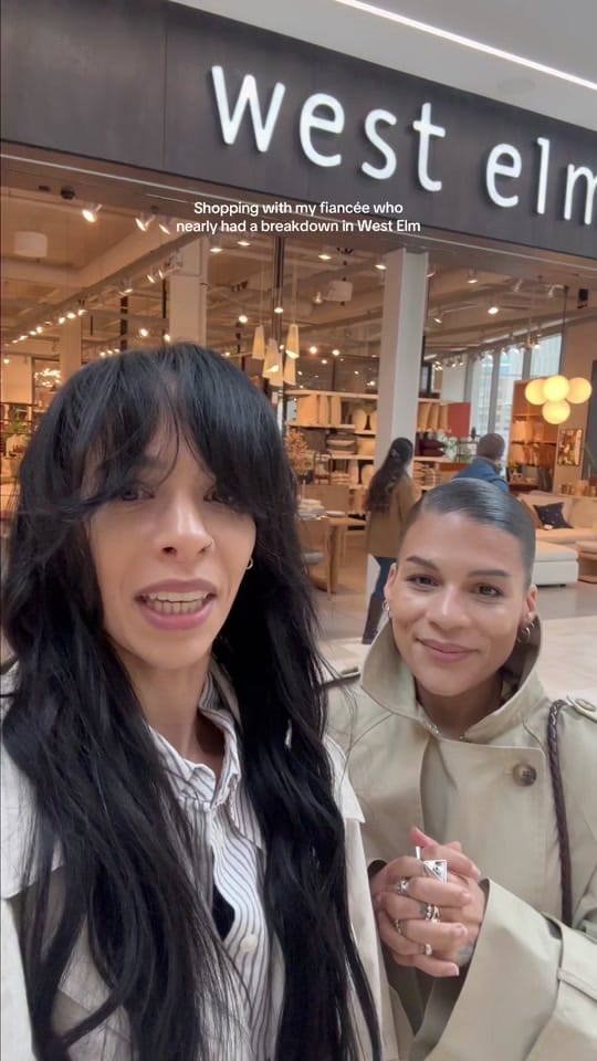 Post 3 by KEIRA & JESS on TikTok (video)
