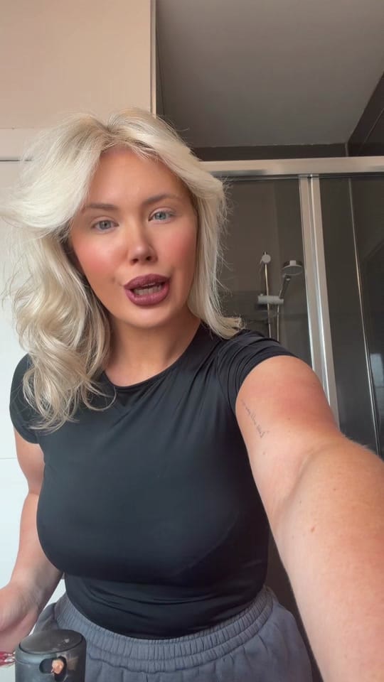Post 6 by Holly Harrison 🧿❤️‍🔥💭🫶🏻 on TikTok (video)