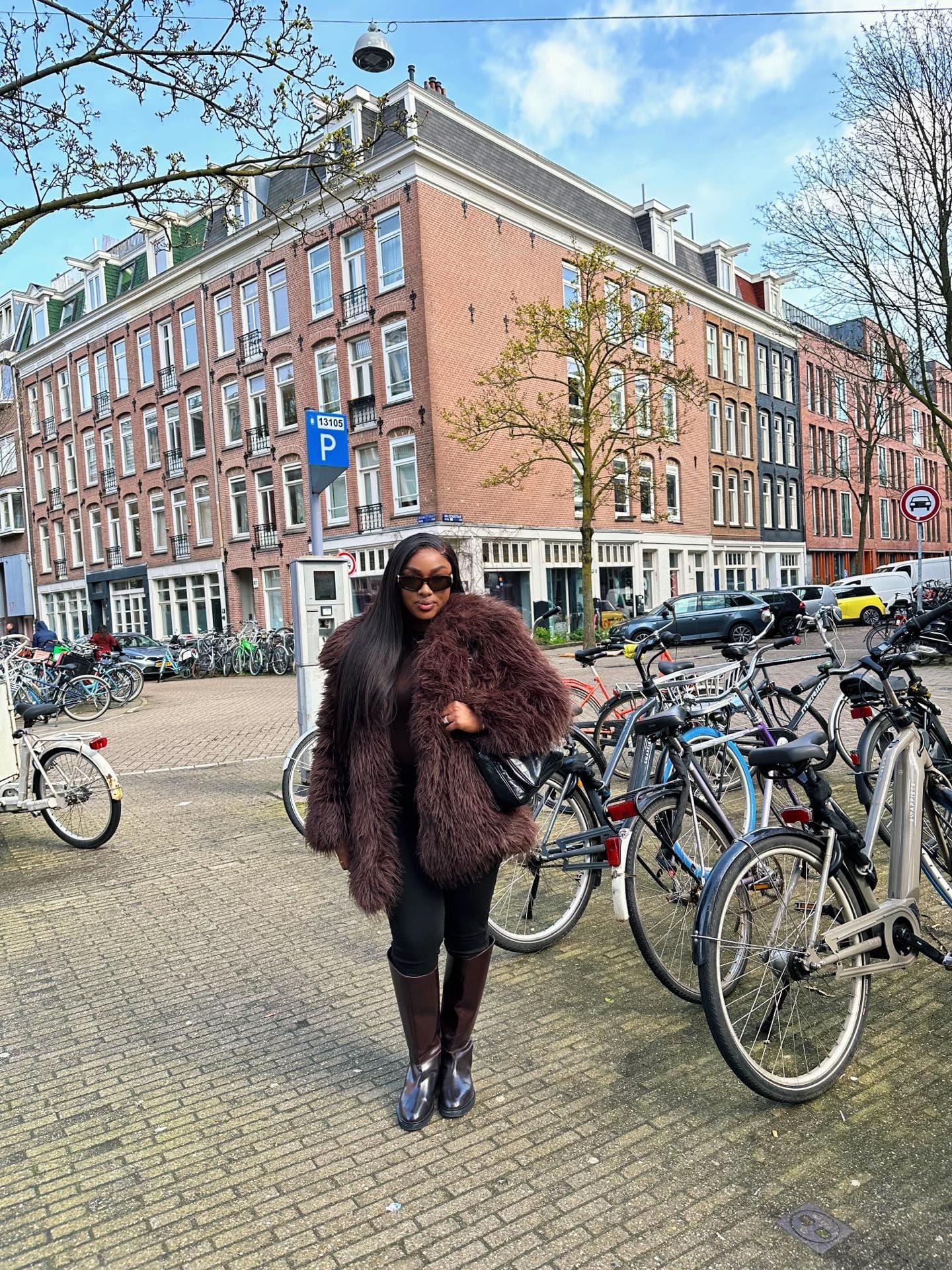 Post 1 by Kemi on TikTok (video)