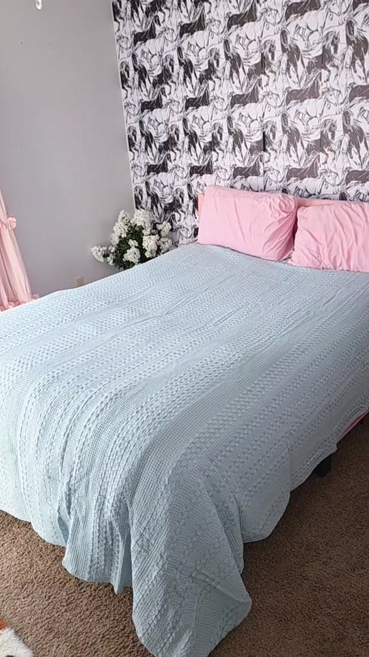 Post 2 by Emily Miller on TikTok (video)
