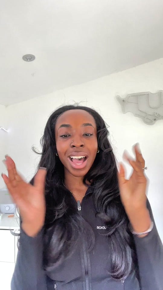 Post 3 by AKBEAUTYSTUDIOS on TikTok (video)