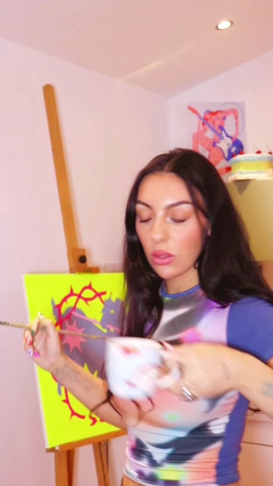 Post 3 by Rosaillustration on TikTok (video)