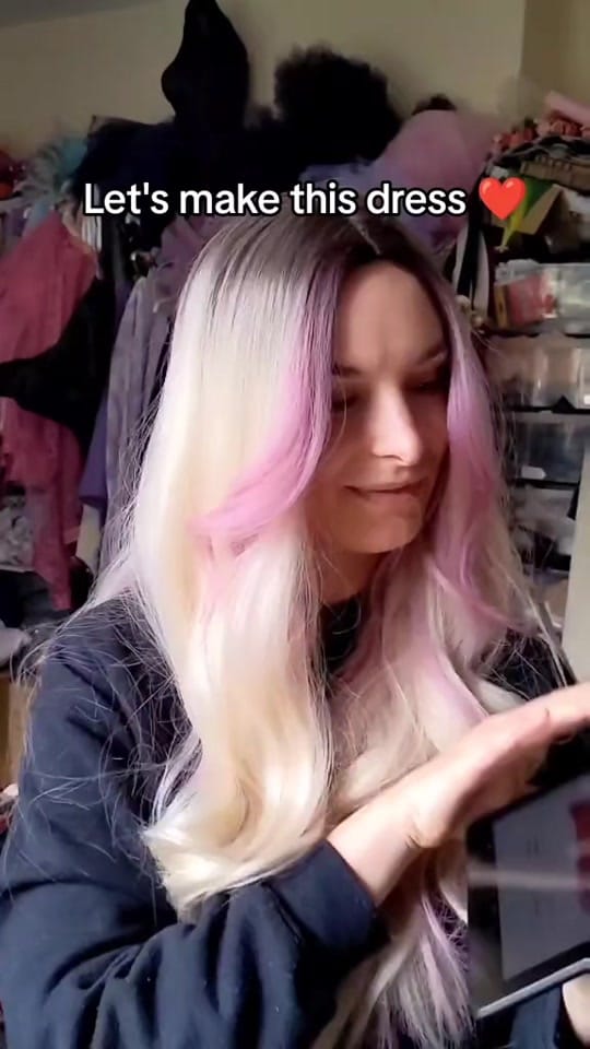 Post 4 by Simonetta Sabo Fashion on TikTok (video)