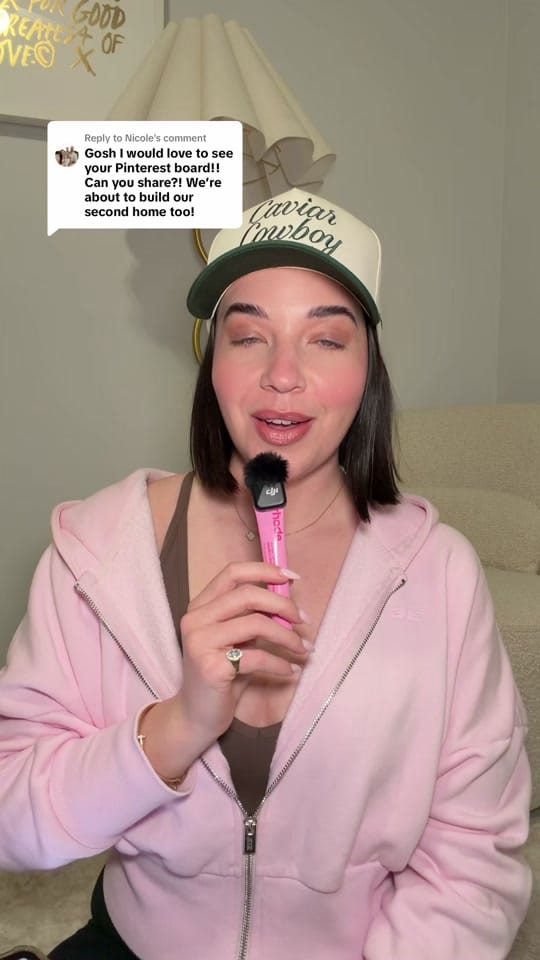 Post 2 by Melanie May on TikTok (video)