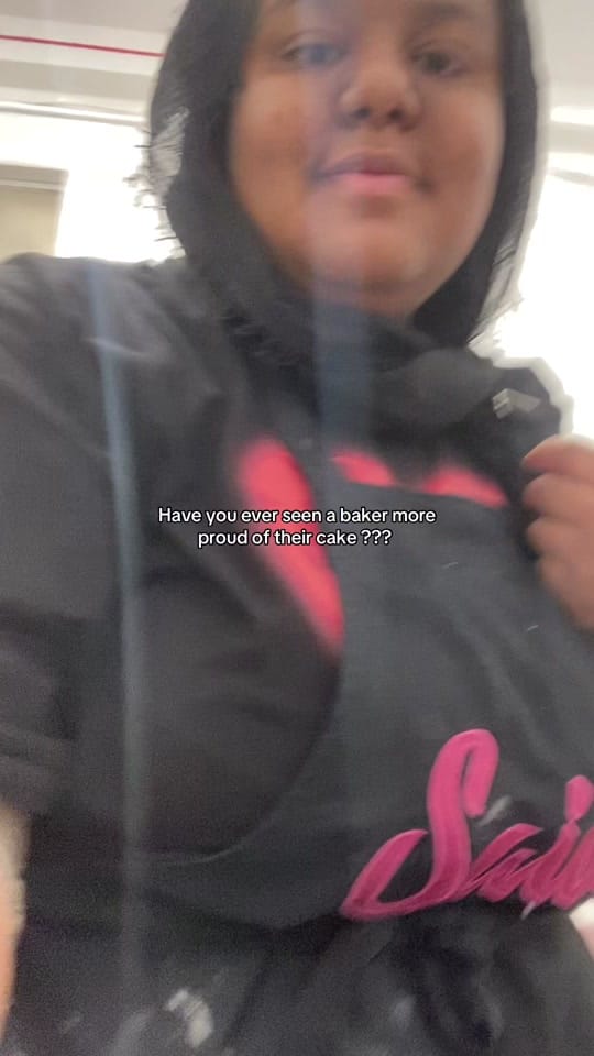 Post 7 by Saida | Cake artist on TikTok (video)