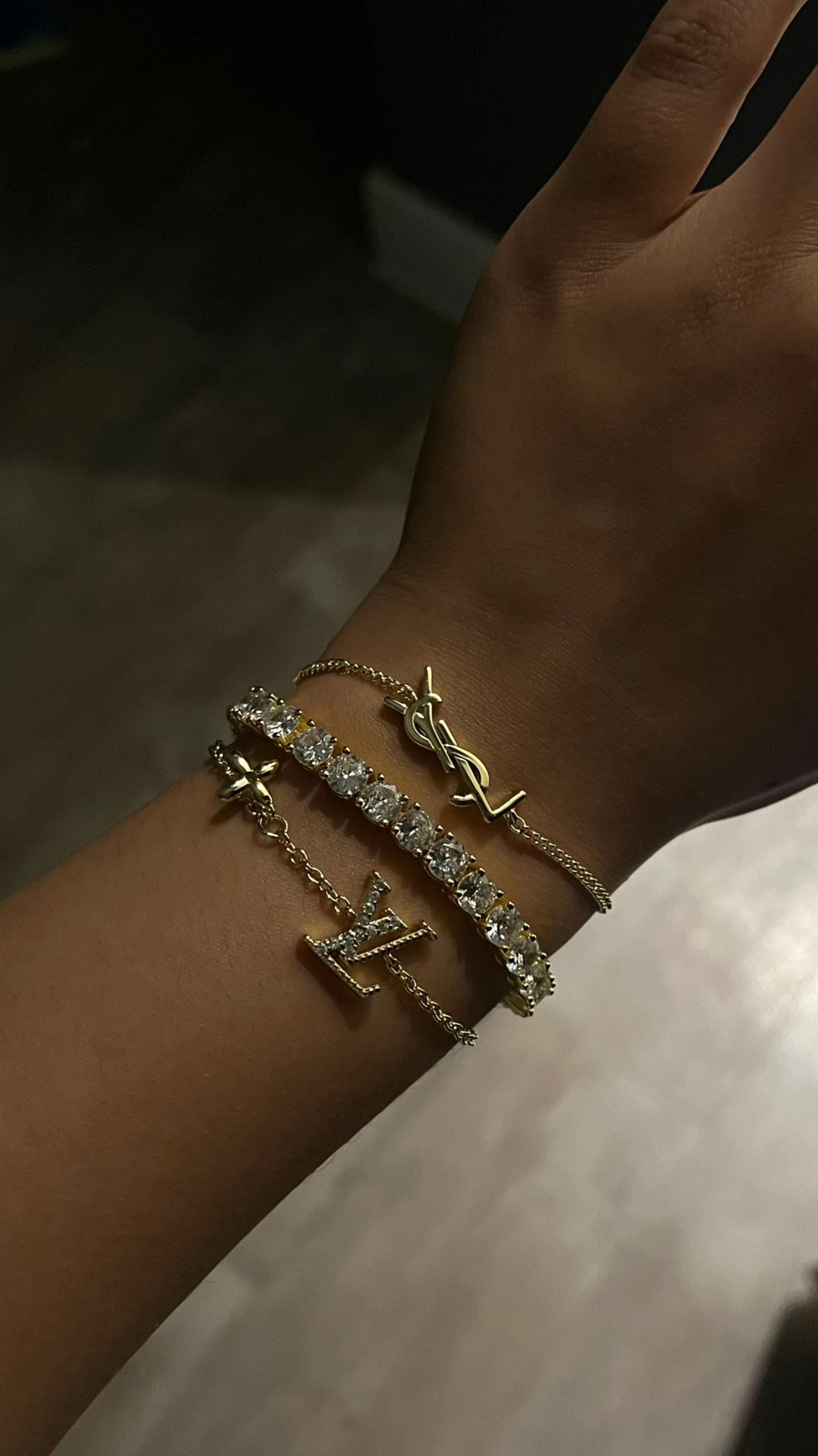 Post 9 by Nira London 🖤 on TikTok (video)
