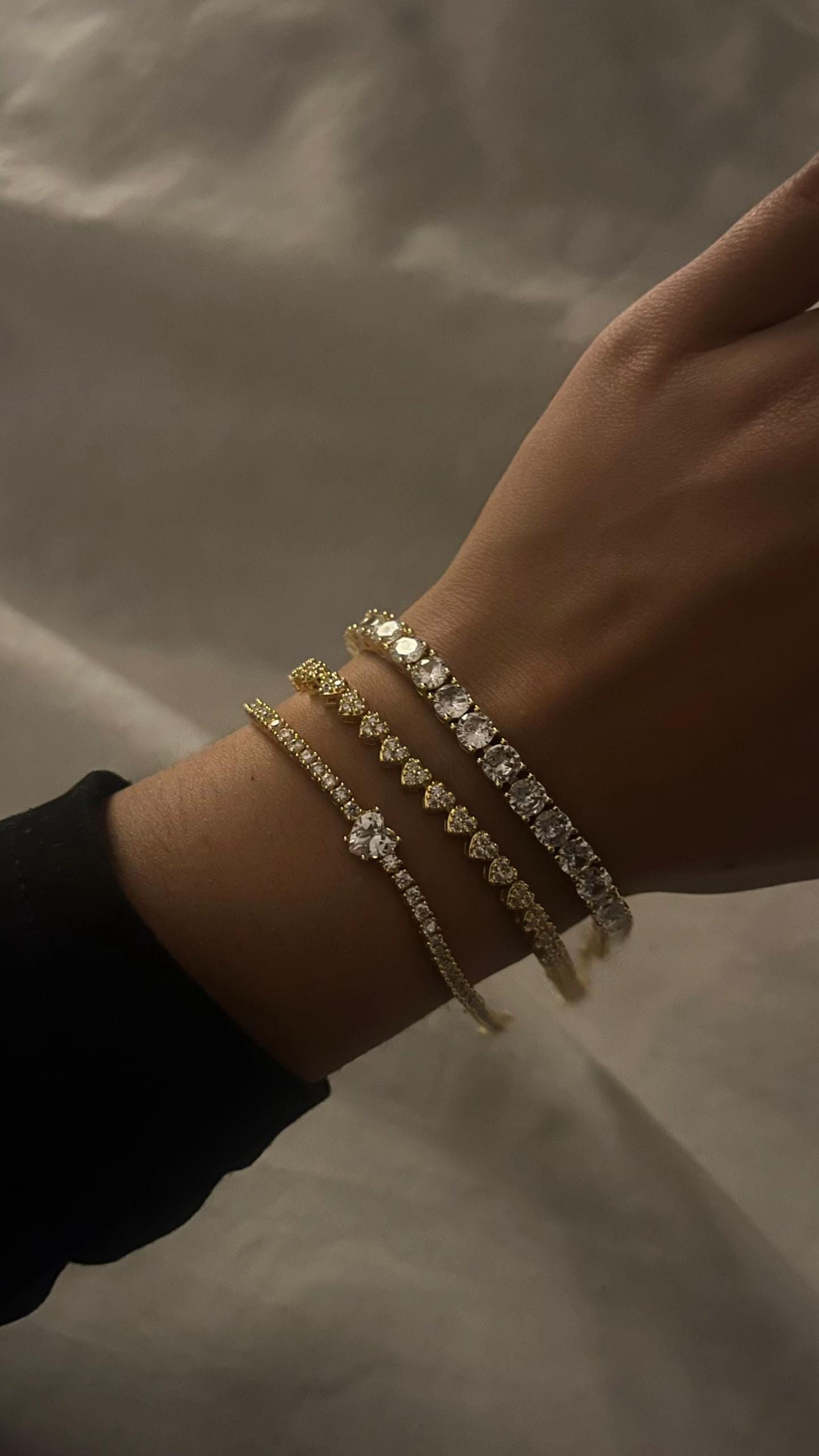 Post 1 by Nira London 🖤 on TikTok (video)