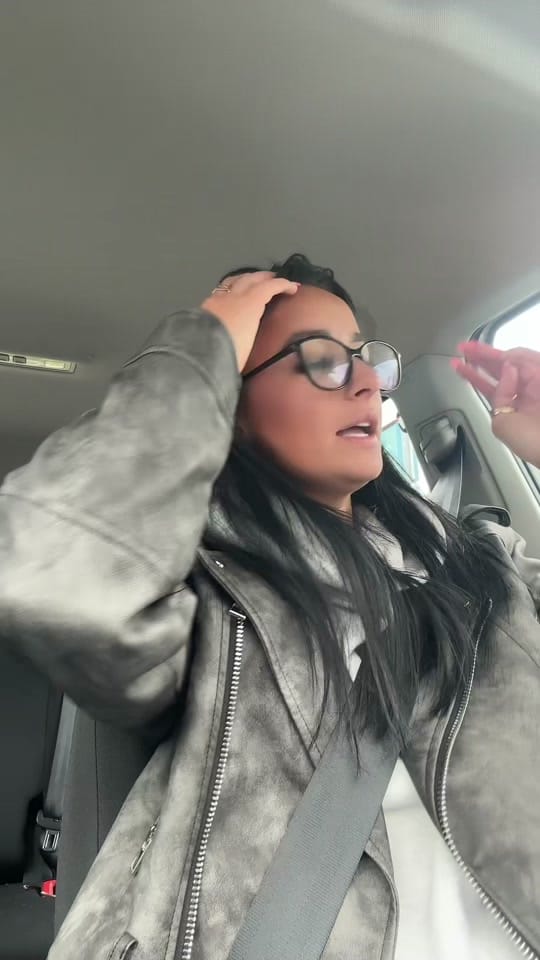 Post 5 by Chelsea Clucas 🤍 on TikTok (video)