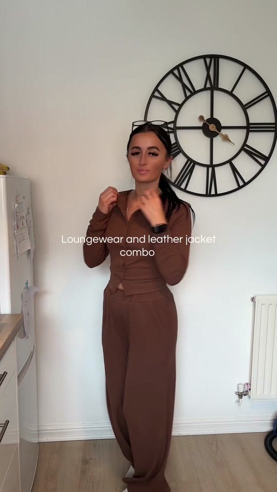 Post 3 by Chelsea Clucas 🤍 on TikTok (video)