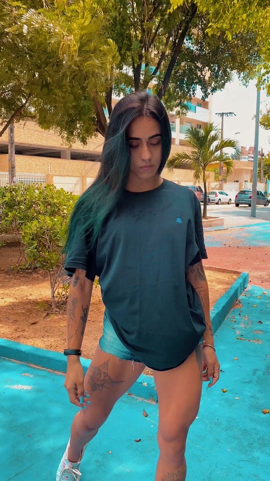 Post 6 by Bya Mello on TikTok (video)