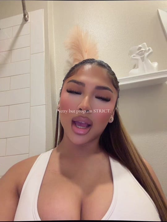 Post 4 by JMAR!E on TikTok (video)