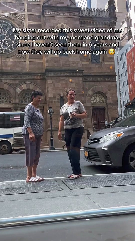 Post 9 by elidimitrovaa on TikTok (video)