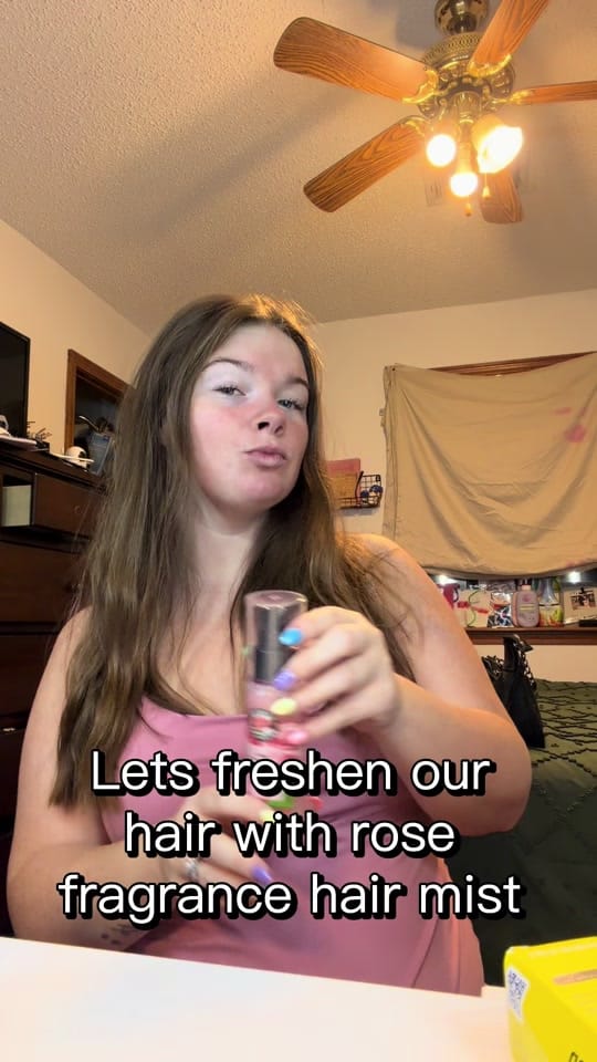 Post 7 by KarleeCurole on TikTok (video)