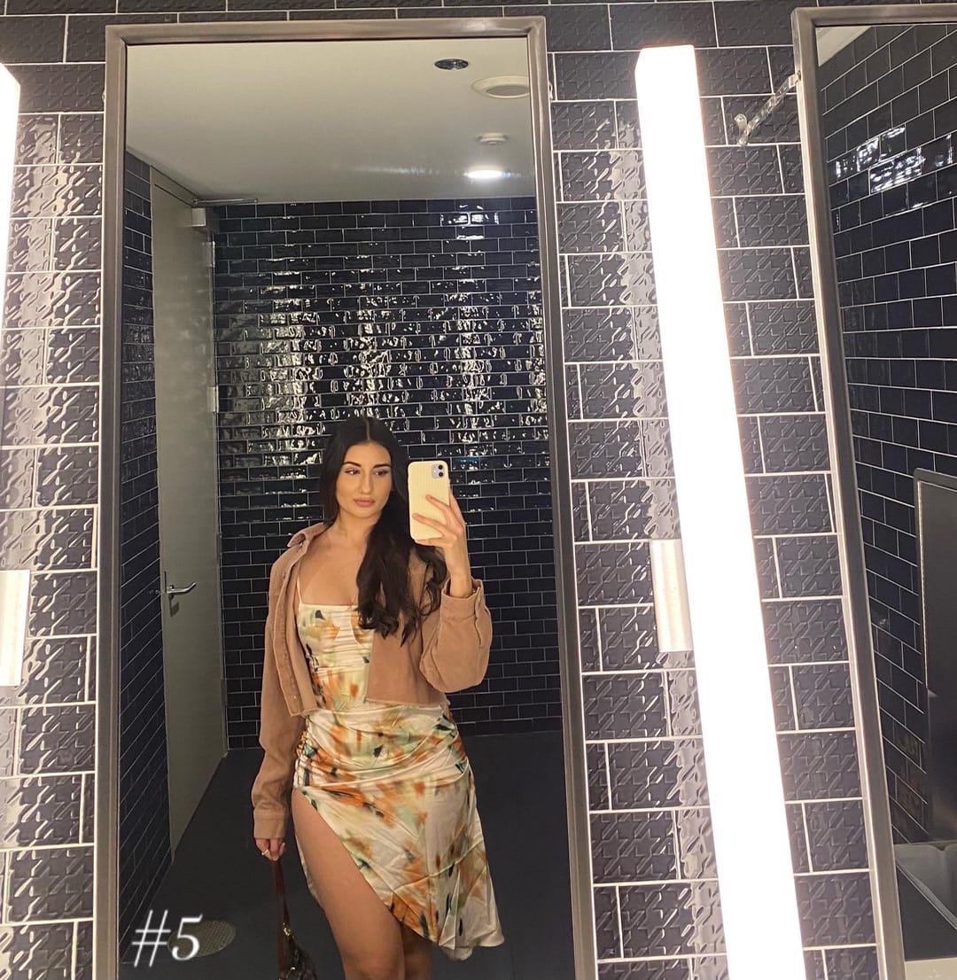 Post 2 by Mayra Sandoval | IL Realtor® on TikTok (video)