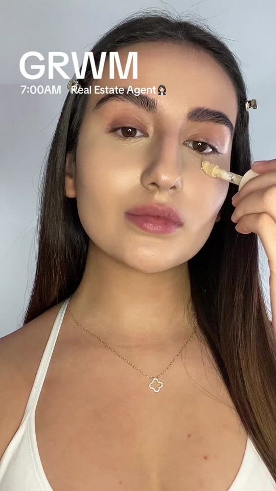 Post 1 by Mayra Sandoval | IL Realtor® on TikTok (video)