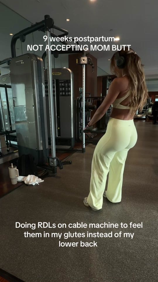 Post 5 by CLAUDIA ACANDA on TikTok (video)