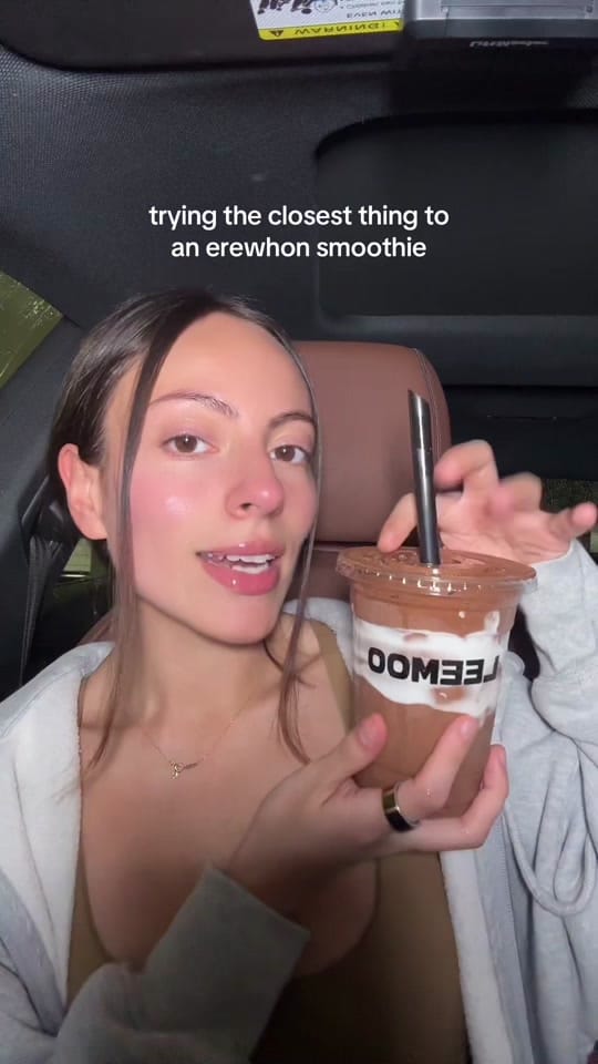 Post 6 by esme on TikTok (video)