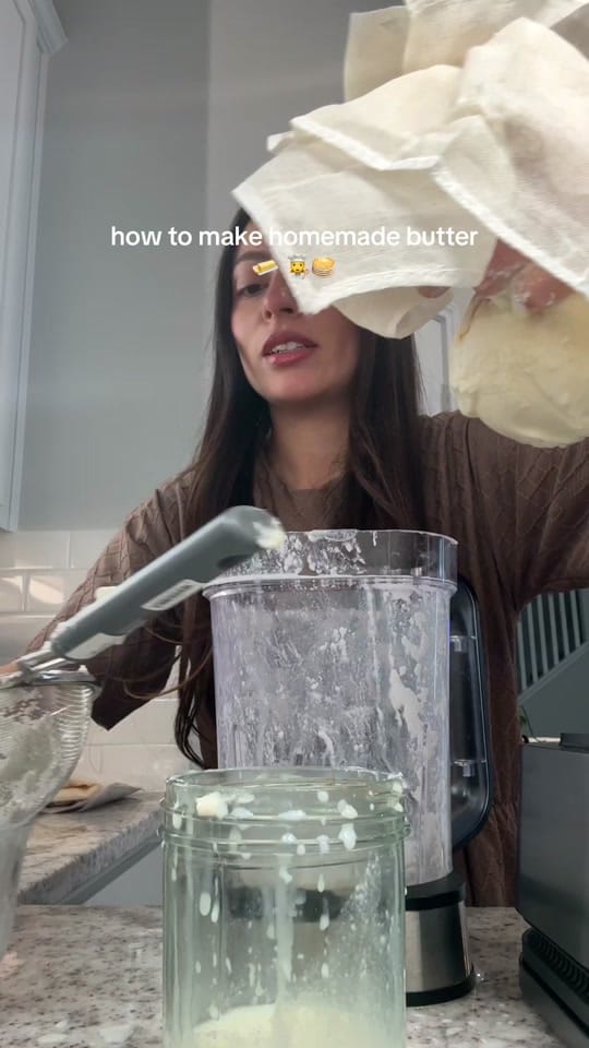 Post 8 by esme on TikTok (video)