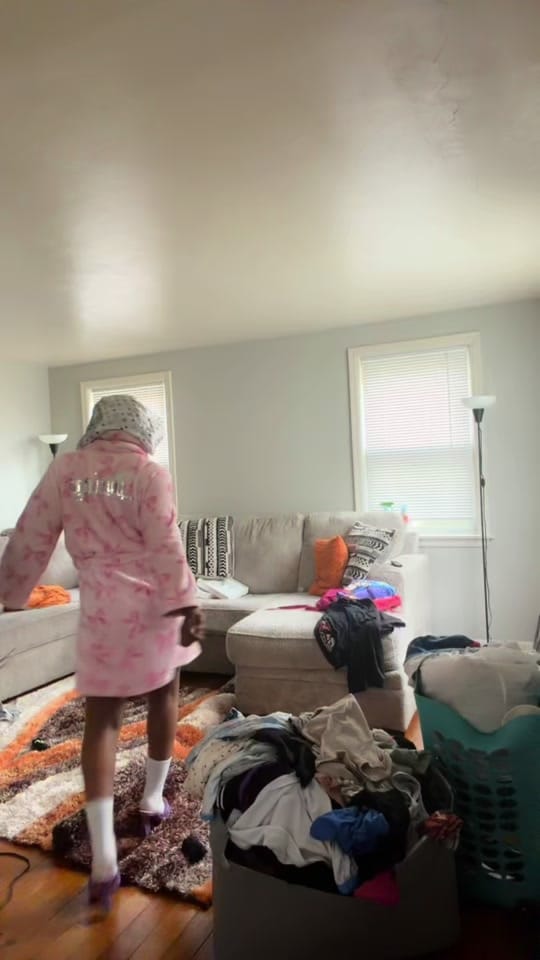 Post 7 by JUST DOING SHII WITH QUE on TikTok (video)