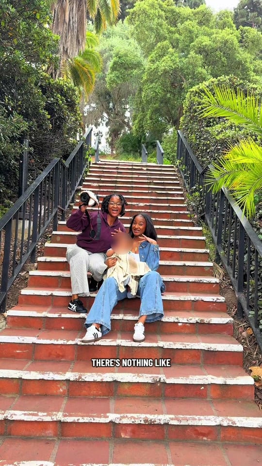 Post 1 by GoosbyTwins on TikTok (video)