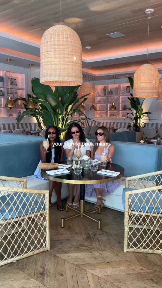 Post 1 by ariana on TikTok (video)