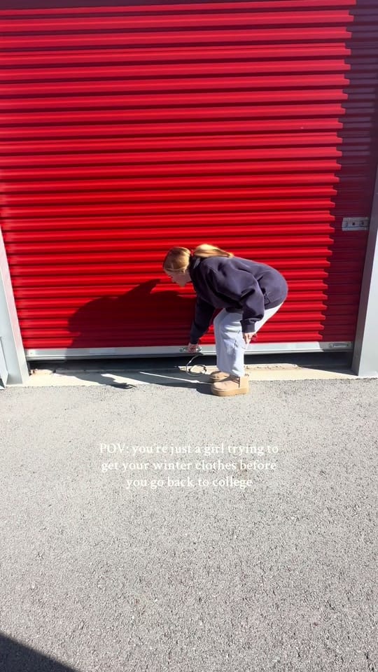 Post 8 by Lauren Morris on TikTok (video)
