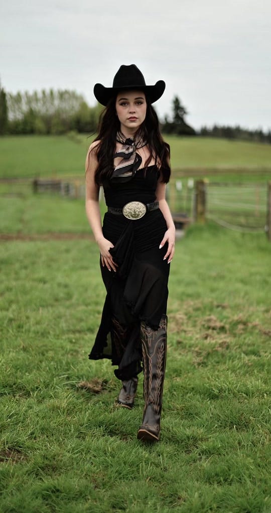 Post 6 by Traci Hume Photography on TikTok (video)