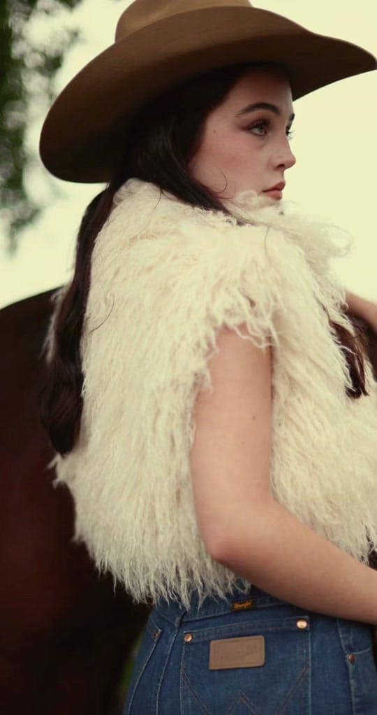 Post 2 by Traci Hume Photography on TikTok (video)