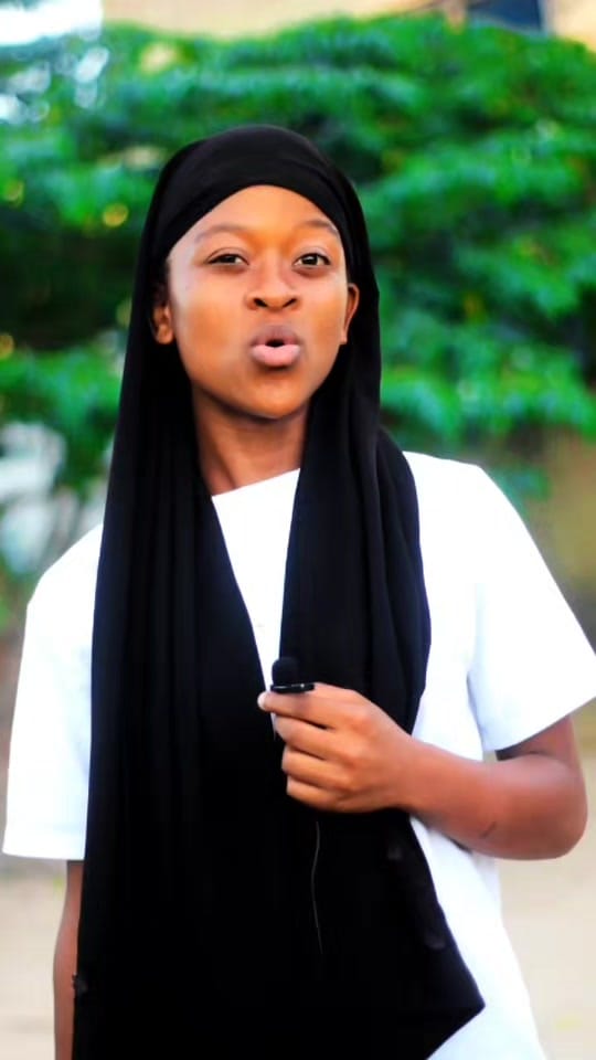 Post 9 by lulu de queen__tz on TikTok (video)
