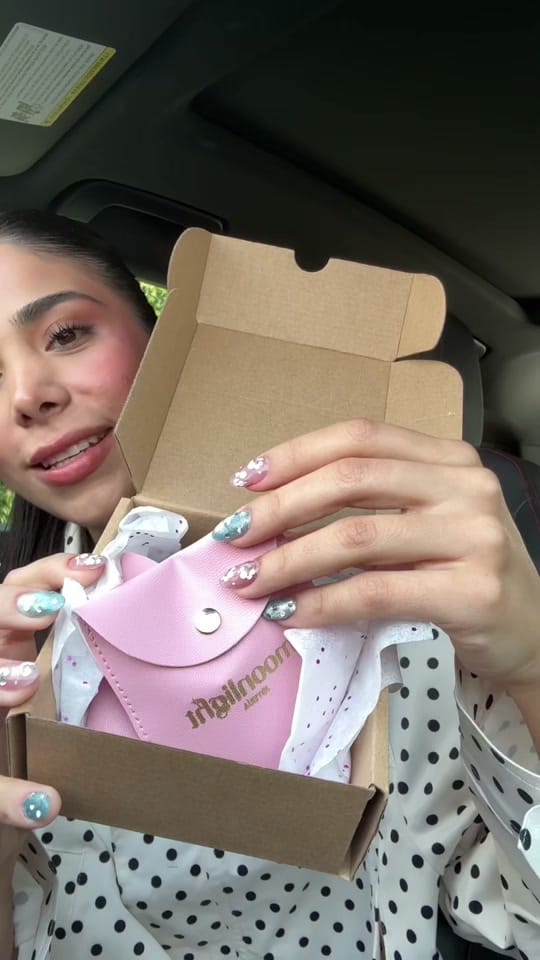 Post 2 by Melanie Bustamante on TikTok (video)