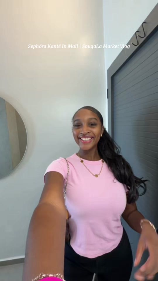 Post 4 by Sephóra Kanté on TikTok (video)