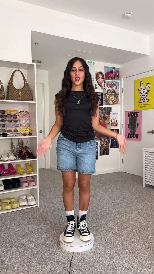 Post 9 by angelina 🩵 on TikTok (video)