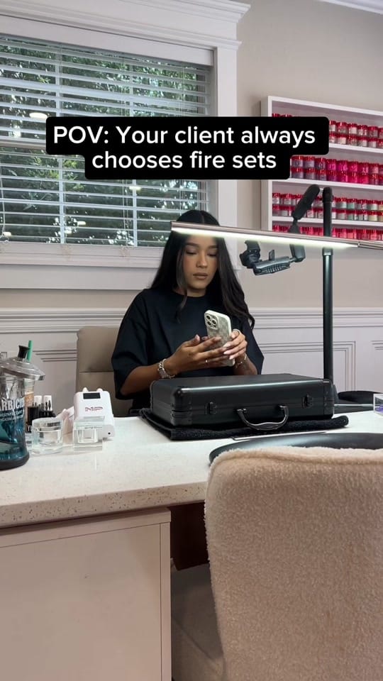 Post 2 by vee_nailedit on TikTok (video)