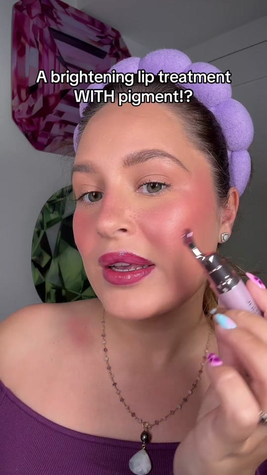 Post 2 by Ksenia on TikTok (video)
