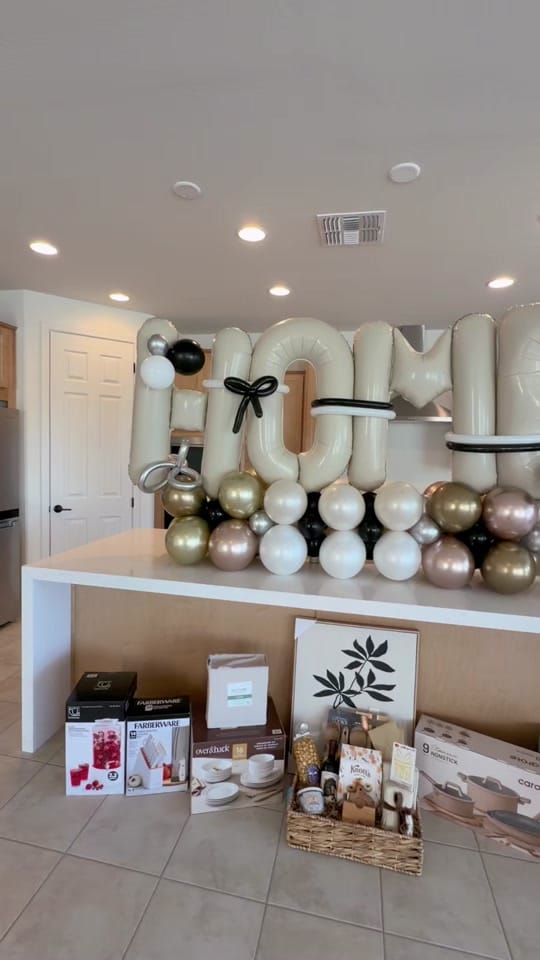 Post 3 by Norma Benitez on TikTok (video)