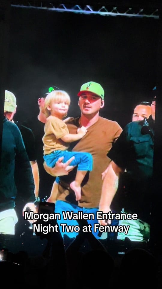 Post 9 by Vacationland Mama on TikTok (video)