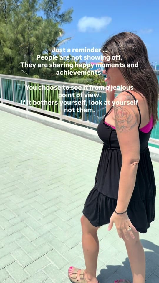Post 6 by Vacationland Mama on TikTok (video)