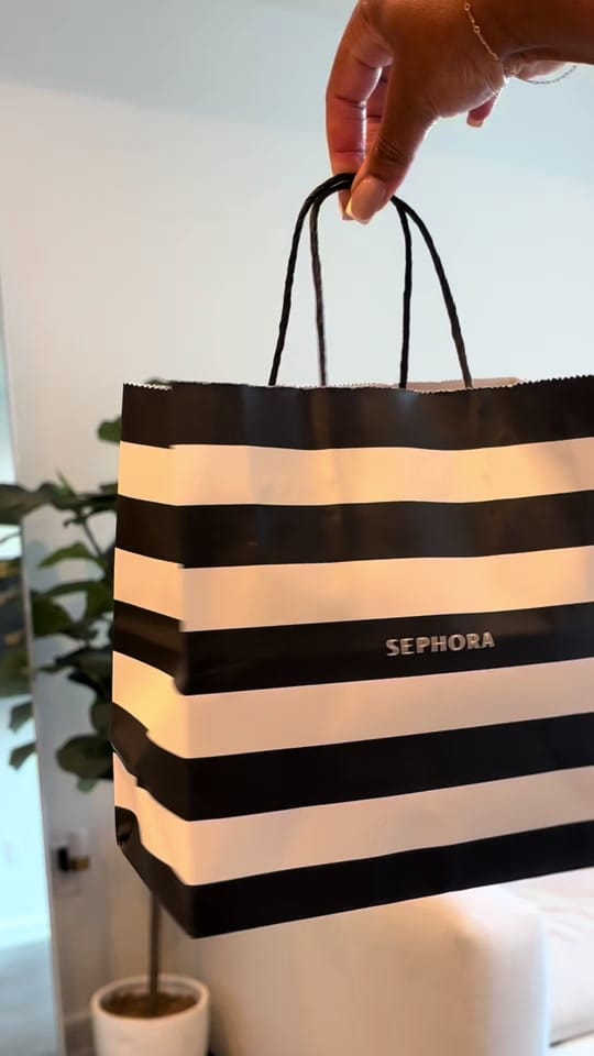 Post 1 by Erica | Lifestyle & Beauty on TikTok (video)