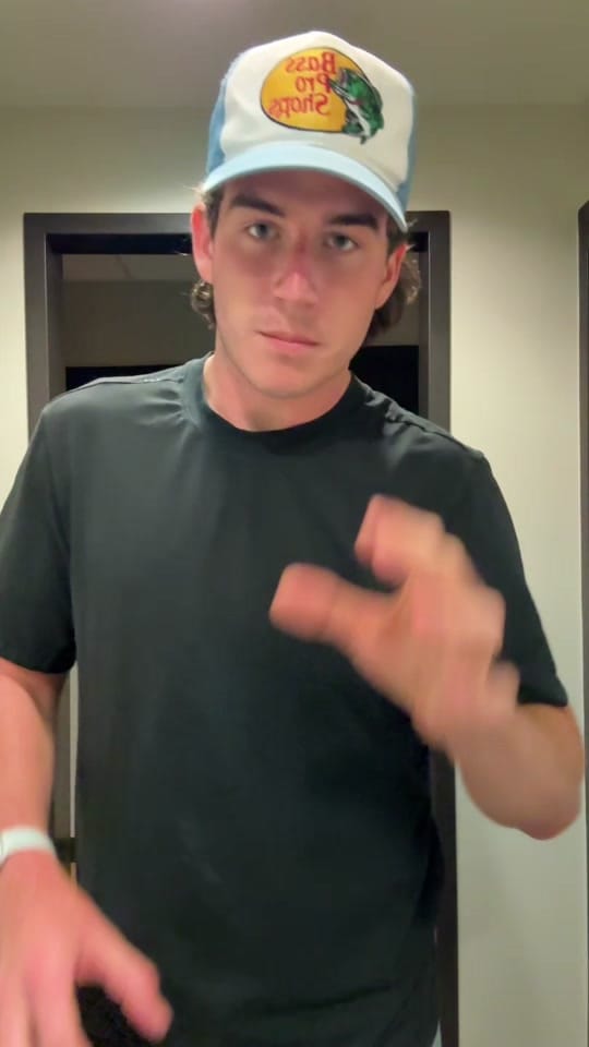 Post 7 by Hugh Farnum on TikTok (video)