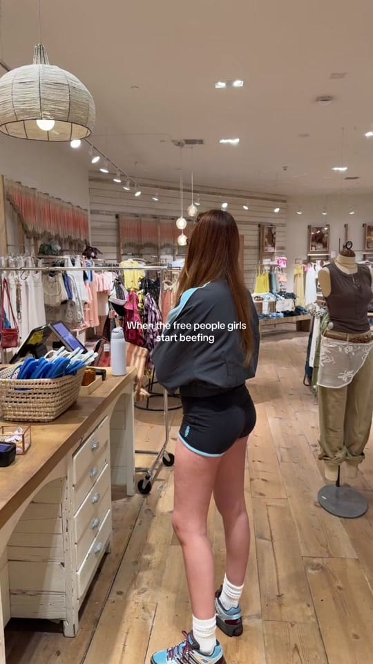 Post 6 by kensiingtonn on TikTok (video)
