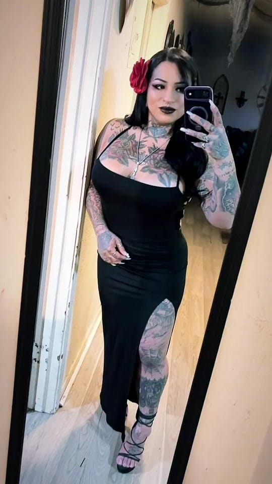 Post 2 by 𖤐ᴍɪssᴄʜᴇʟʟᴇɪɴᴋᴇᴅ𖤐 on TikTok (video)