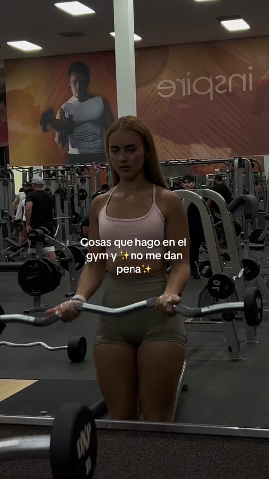 Post 10 by ulloadanielaa on TikTok (video)