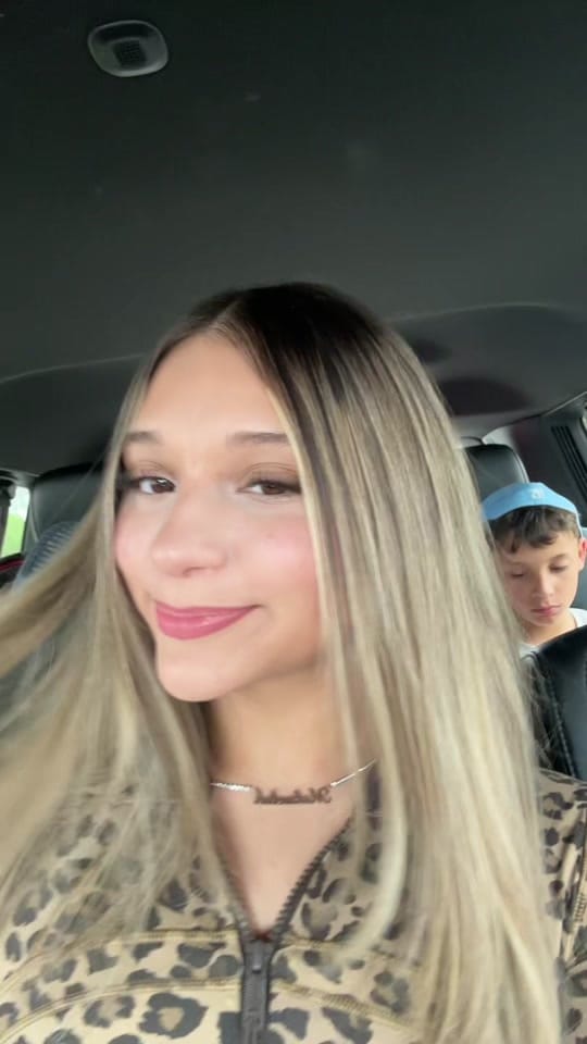 Post 3 by ℳ𝒶𝓀𝒶ℯ𝓁𝒶𝒽 on TikTok (video)