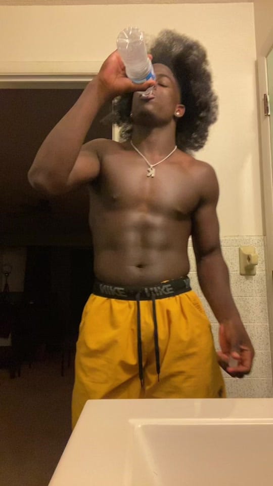 Post 10 by vevojr1 on TikTok (video)