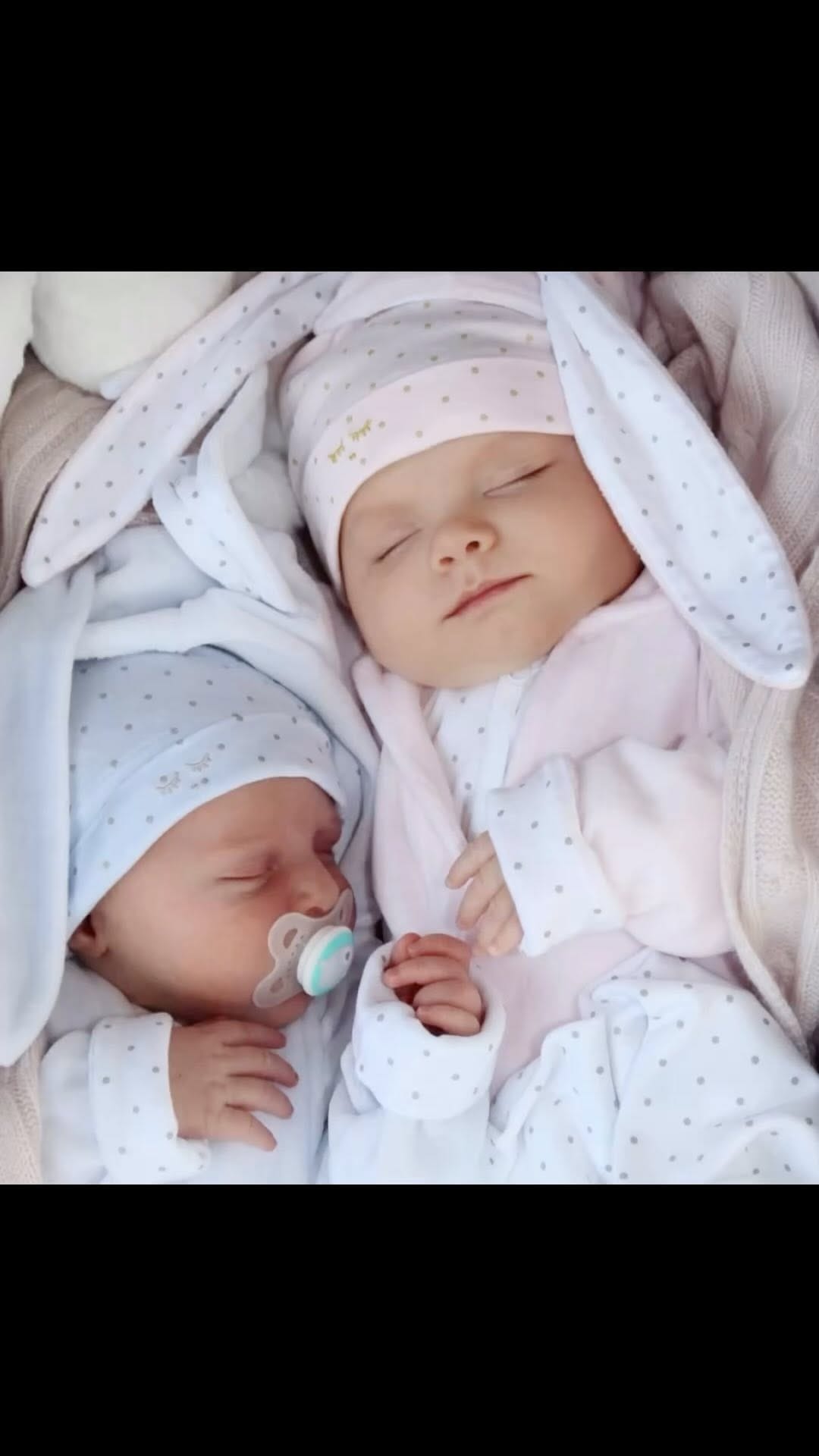 Post 5 by NINI and LOLI on Instagram (video)