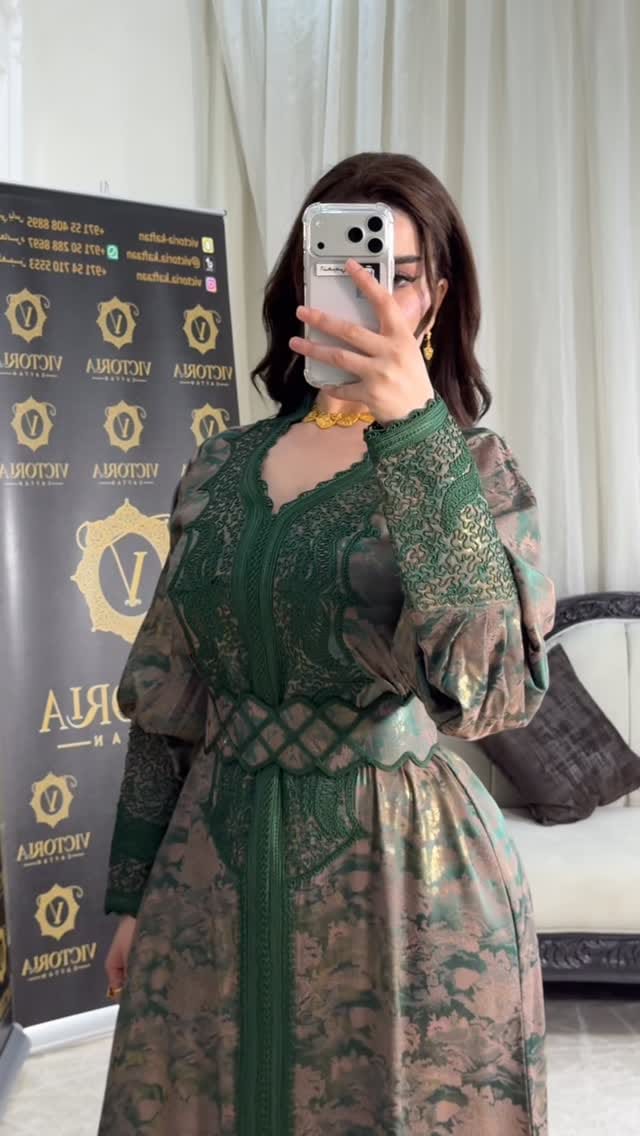 Post 9 by VICTORIA⚜️ on Instagram (video)