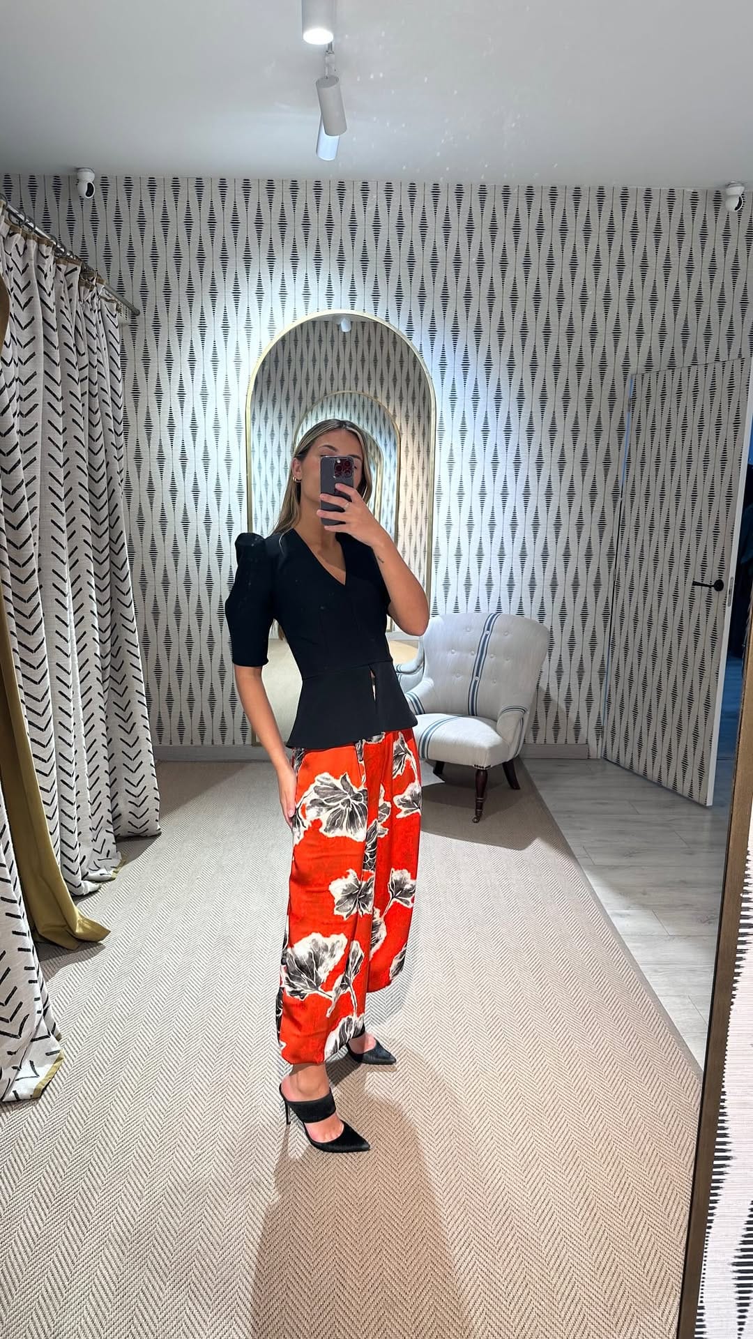 Post 6 by Inma Camacho on Instagram (video)