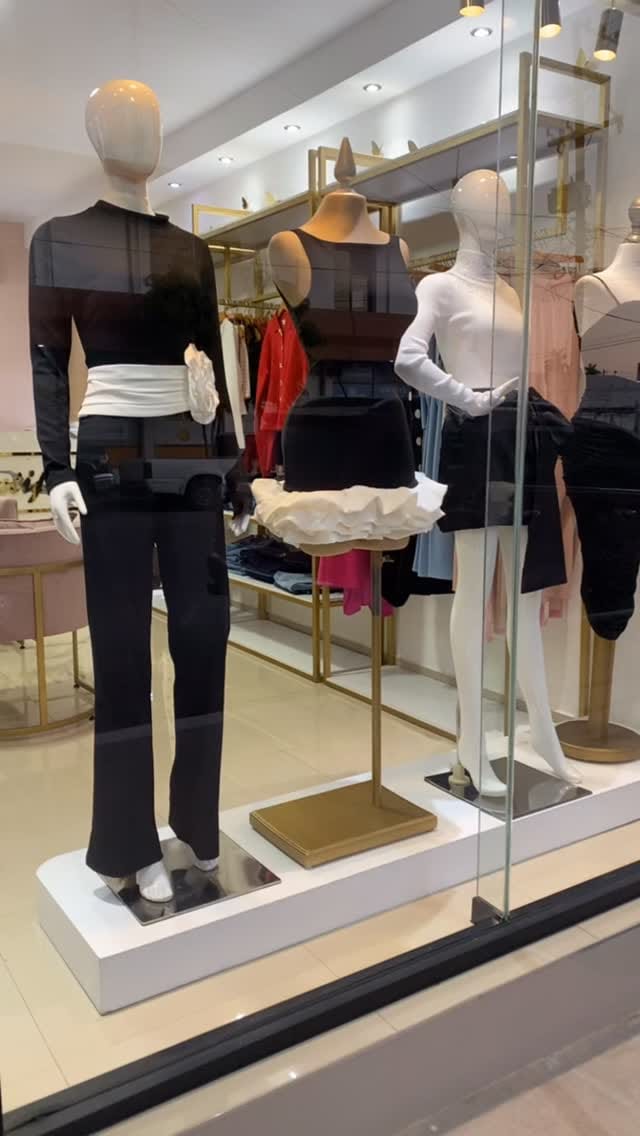 Post 9 by Cherrys boutique🍒 on Instagram (video)
