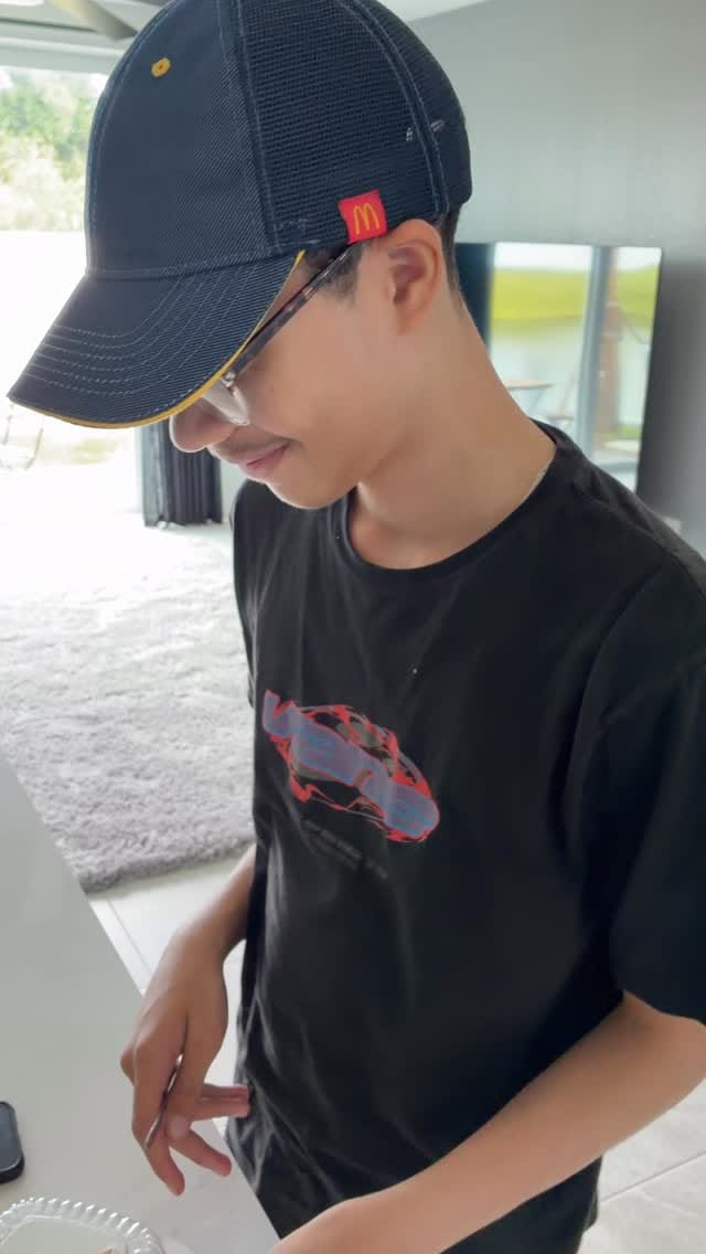 Post 4 by Amp From Tampa on Instagram (video)